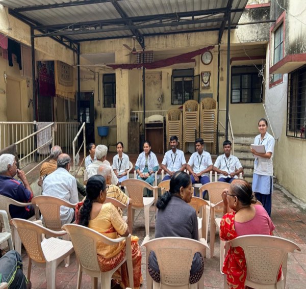Old Age Home Visit at A.S.M.T. School of Nursing — photo 2