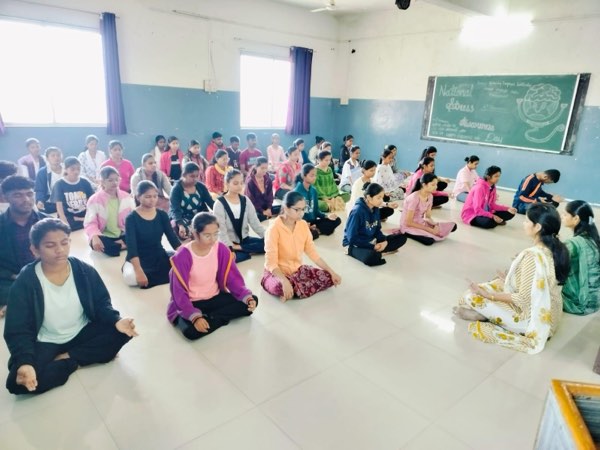 Stress Awareness Day at A.S.M.T. School of Nursing — photo 1